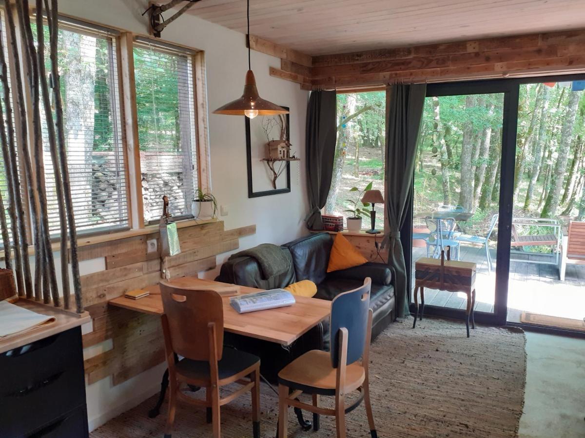 Le Gite De La Cabane De L'Oiseau Couze-et-Saint-Front Exteriör bild