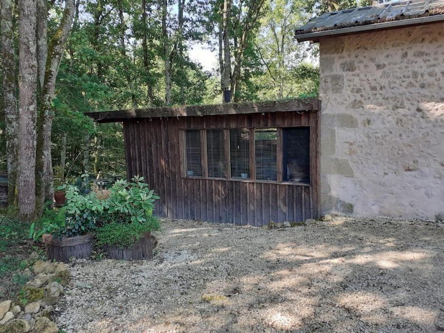 Le Gite De La Cabane De L'Oiseau Couze-et-Saint-Front Exteriör bild