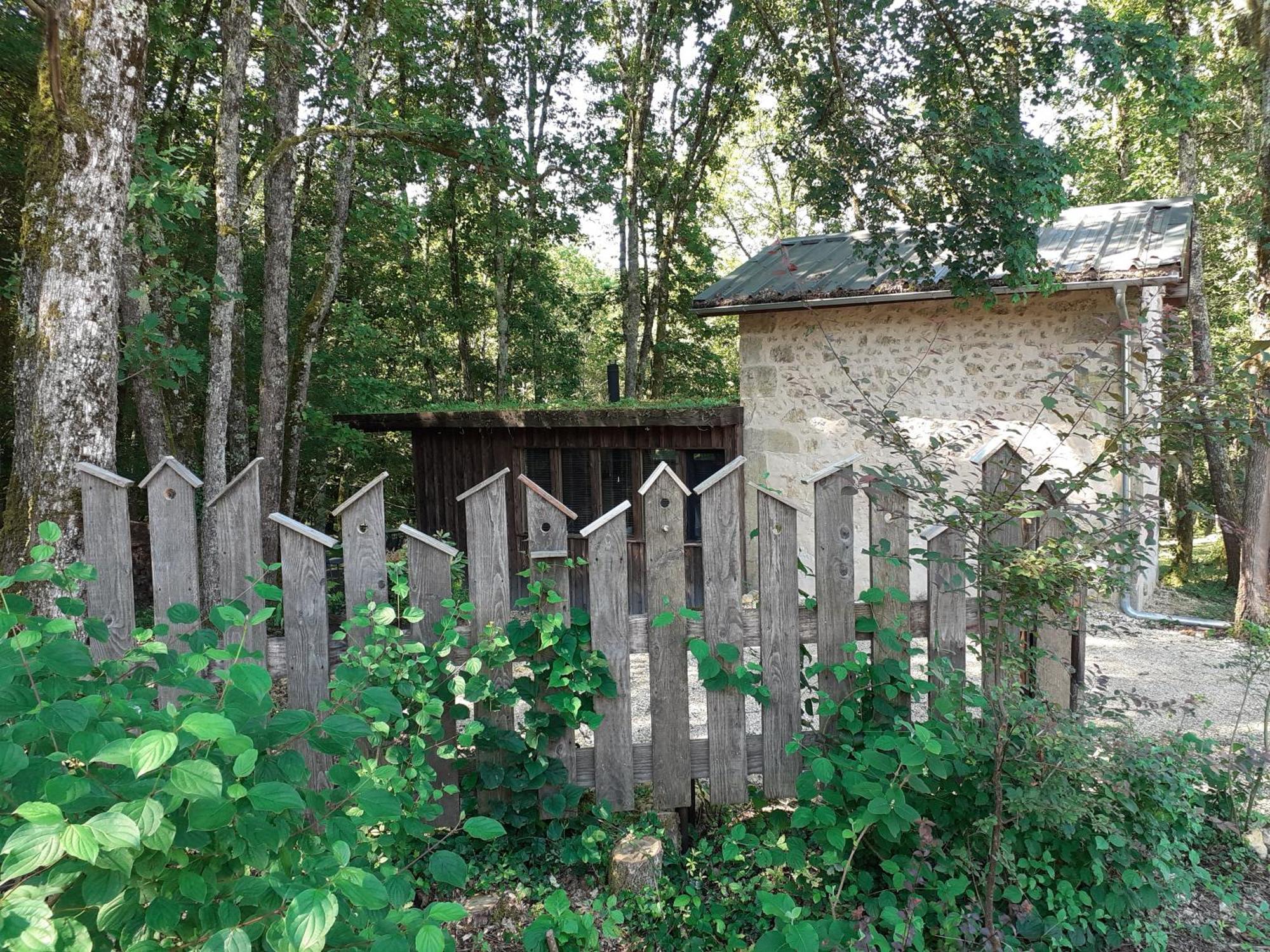 Le Gite De La Cabane De L'Oiseau Couze-et-Saint-Front Exteriör bild