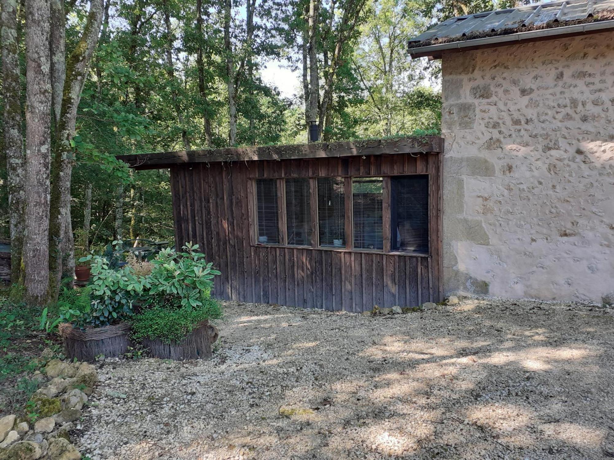 Le Gite De La Cabane De L'Oiseau Couze-et-Saint-Front Exteriör bild